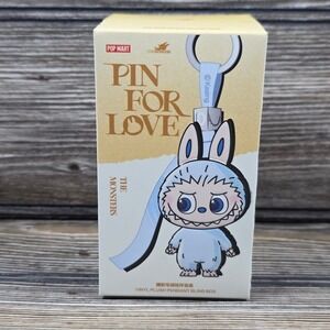 Pop Mart‎ The Monsters Labubu Vinyl Plush Pendant Blind Box Keychain